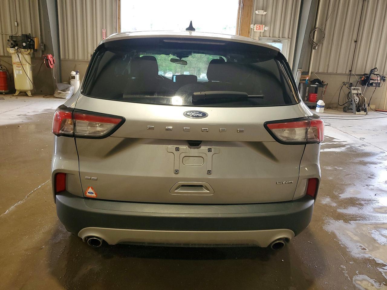 2022 Ford Escape Se - zdjęcie 6