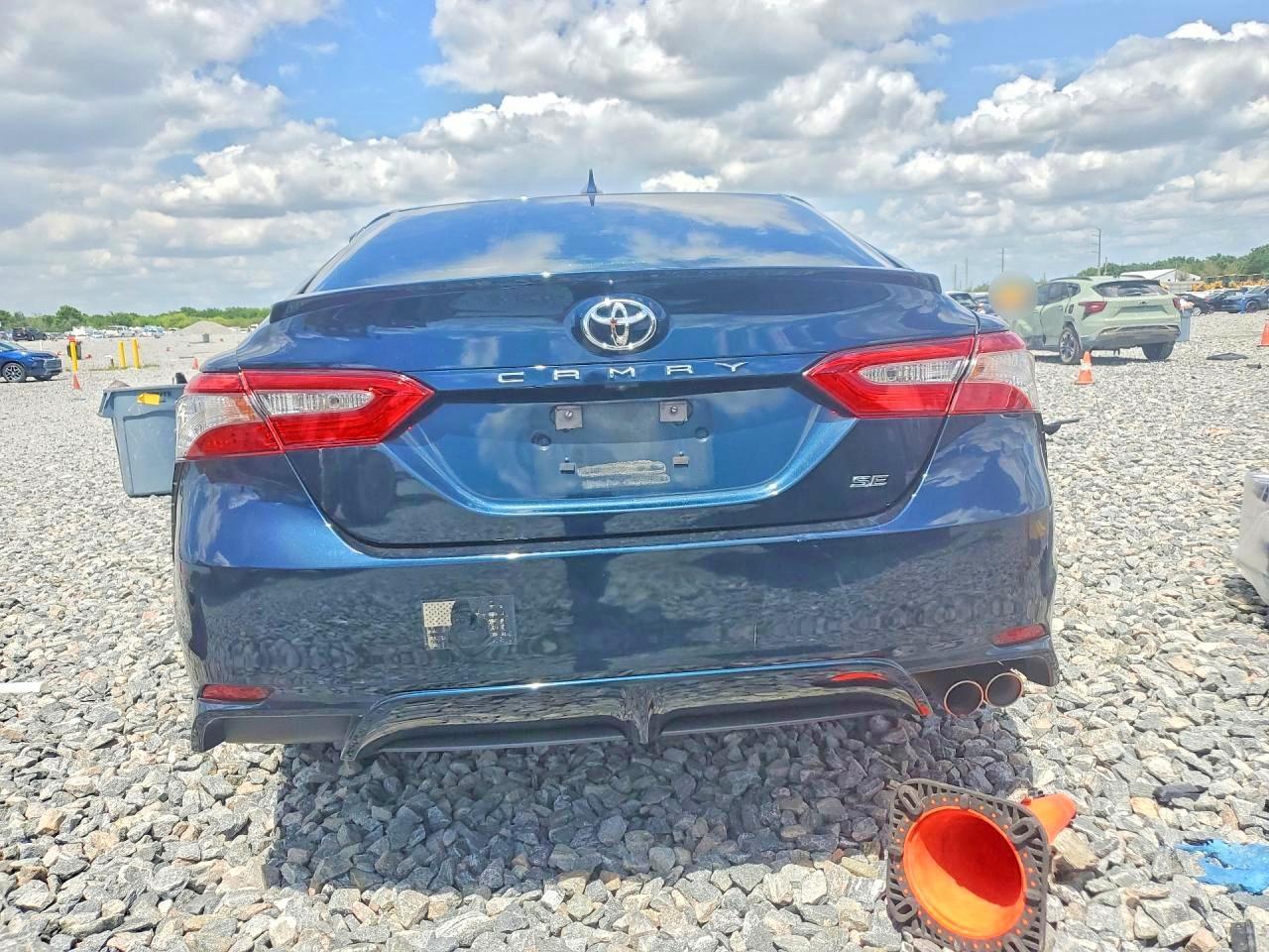 2018 Toyota Camry Se - zdjęcie 6