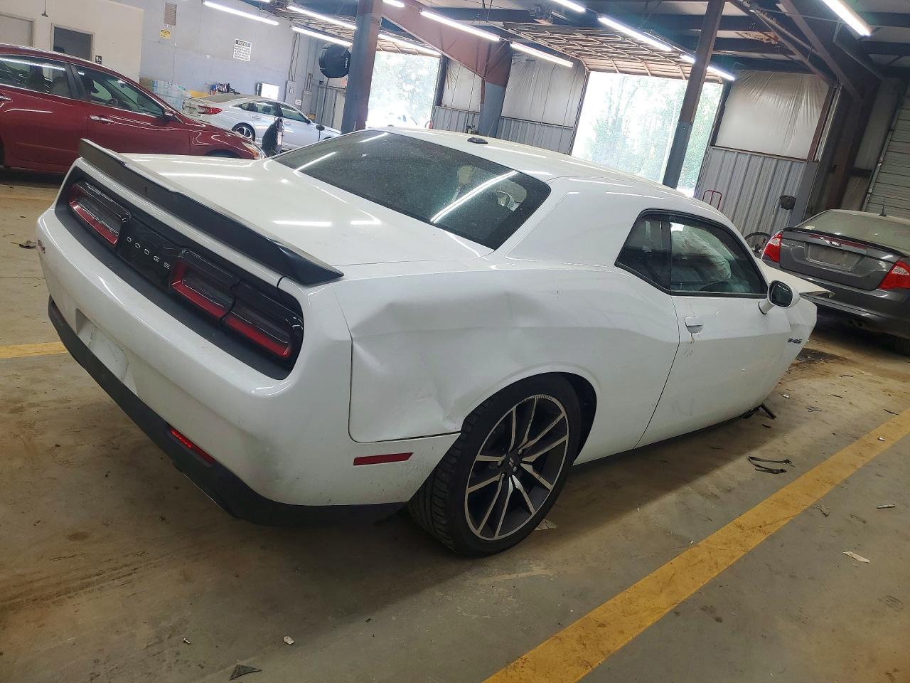 2023 Dodge Challenger R - zdjęcie 3