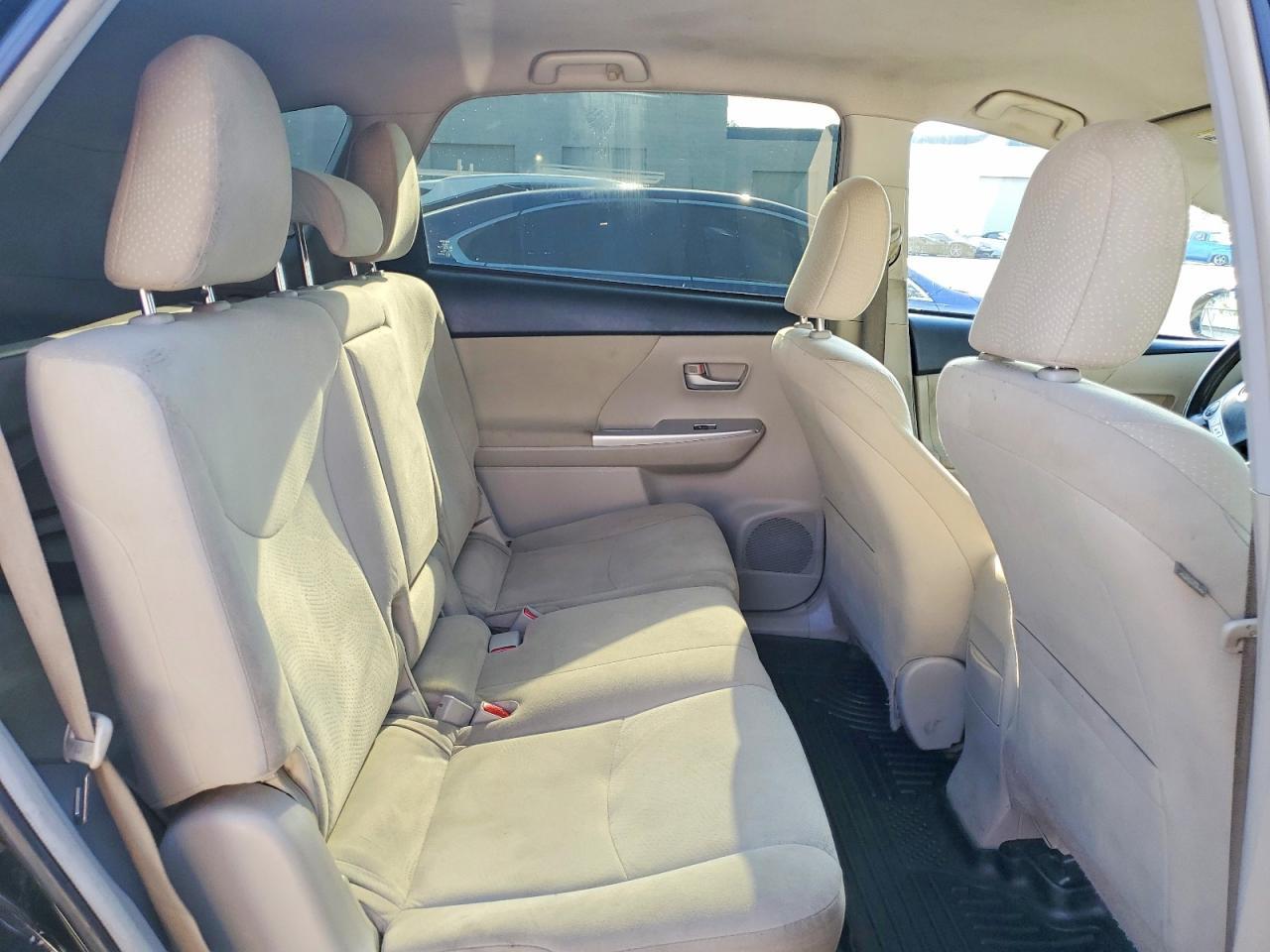 2014 Toyota Prius V Three - zdjęcie 10