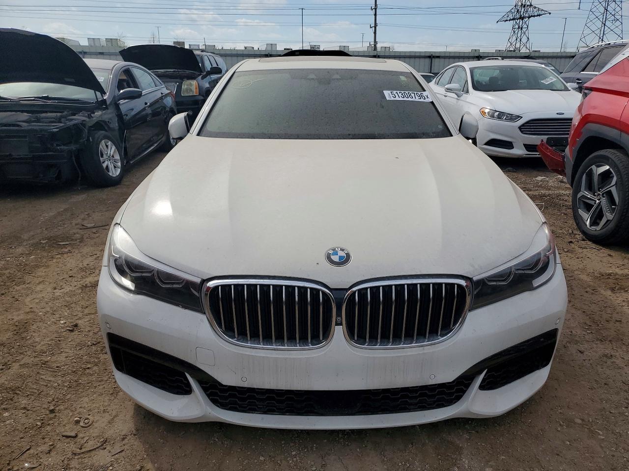 2016 BMW 740 I - zdjęcie 5