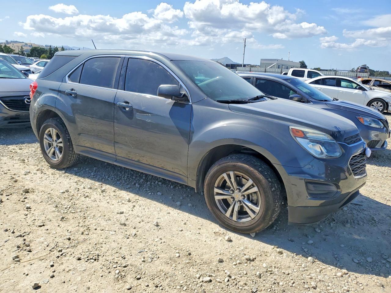 2017 Chevrolet Equinox Ls - zdjęcie 4
