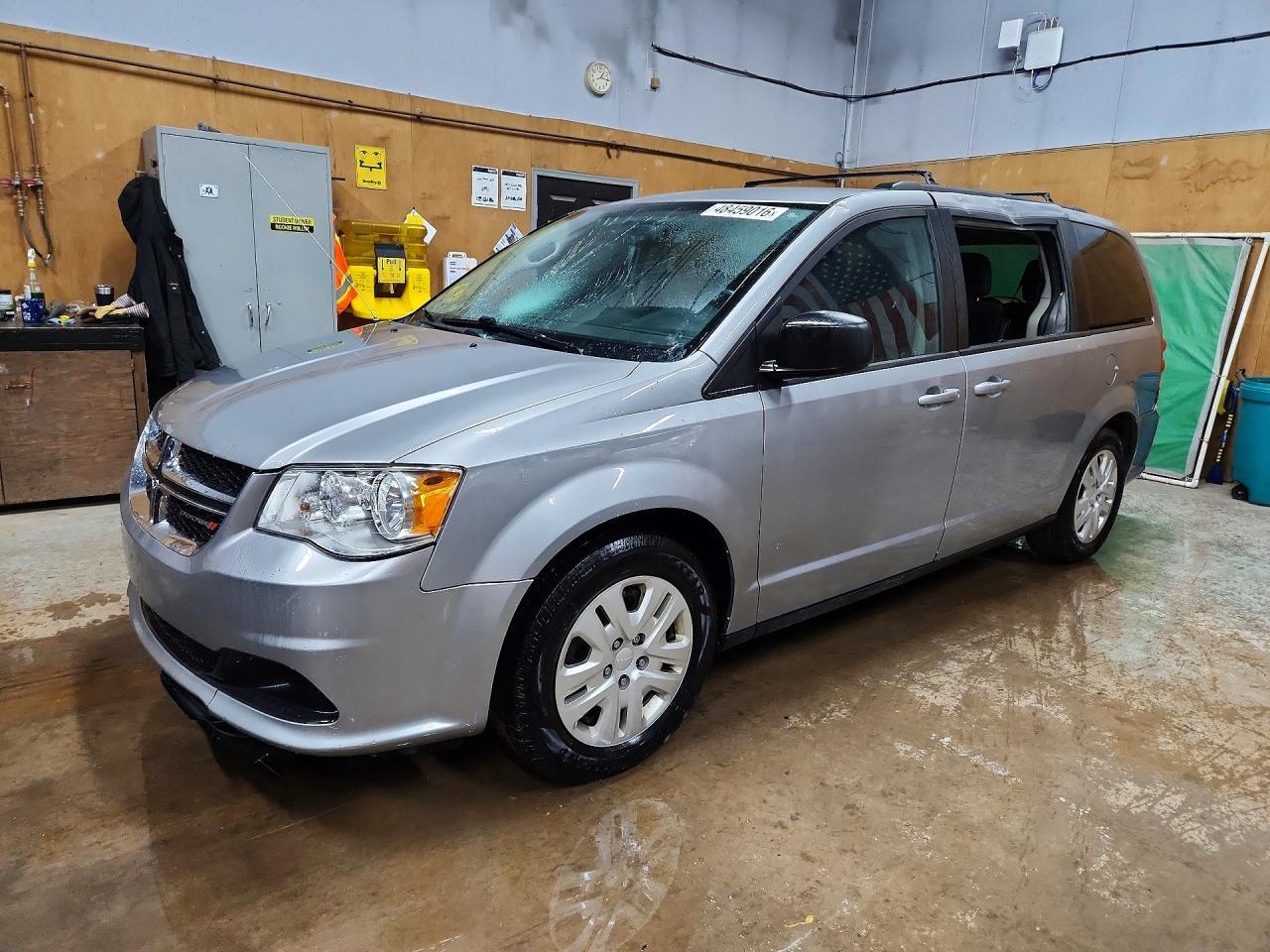 2017 Dodge Grand Caravan Se - zdjęcie główne