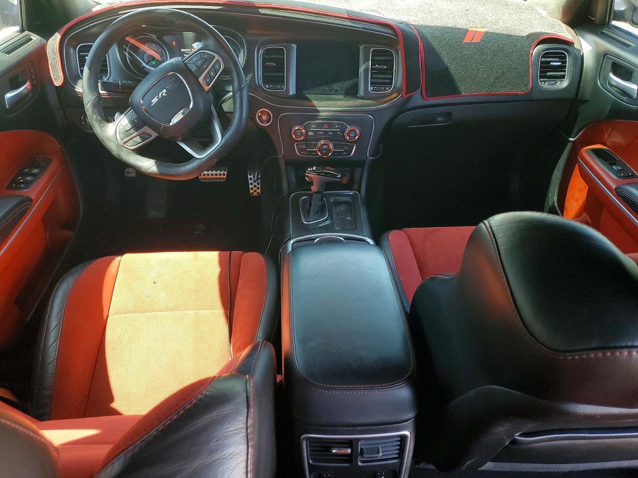 2020 Dodge Charger Scat Pack - zdjęcie 8