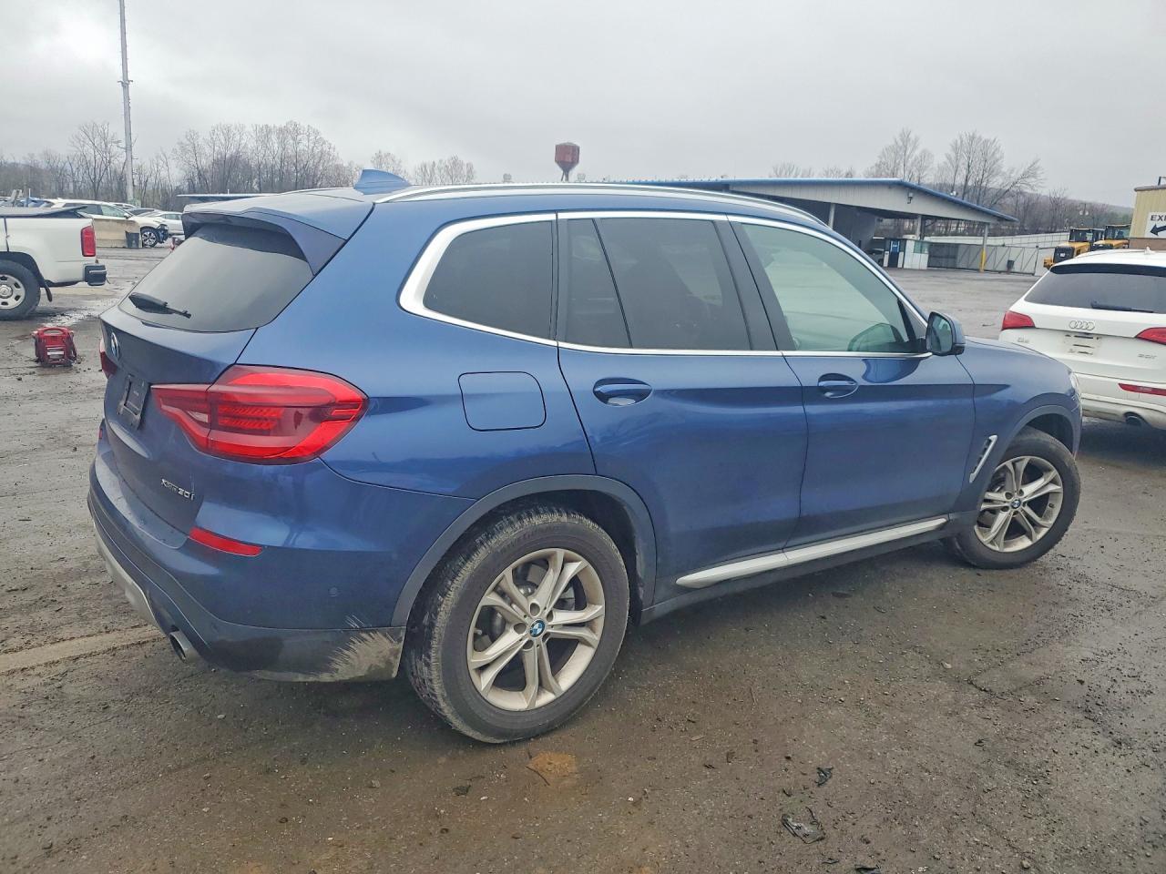 2021 BMW X3 xDrive30I - zdjęcie 3