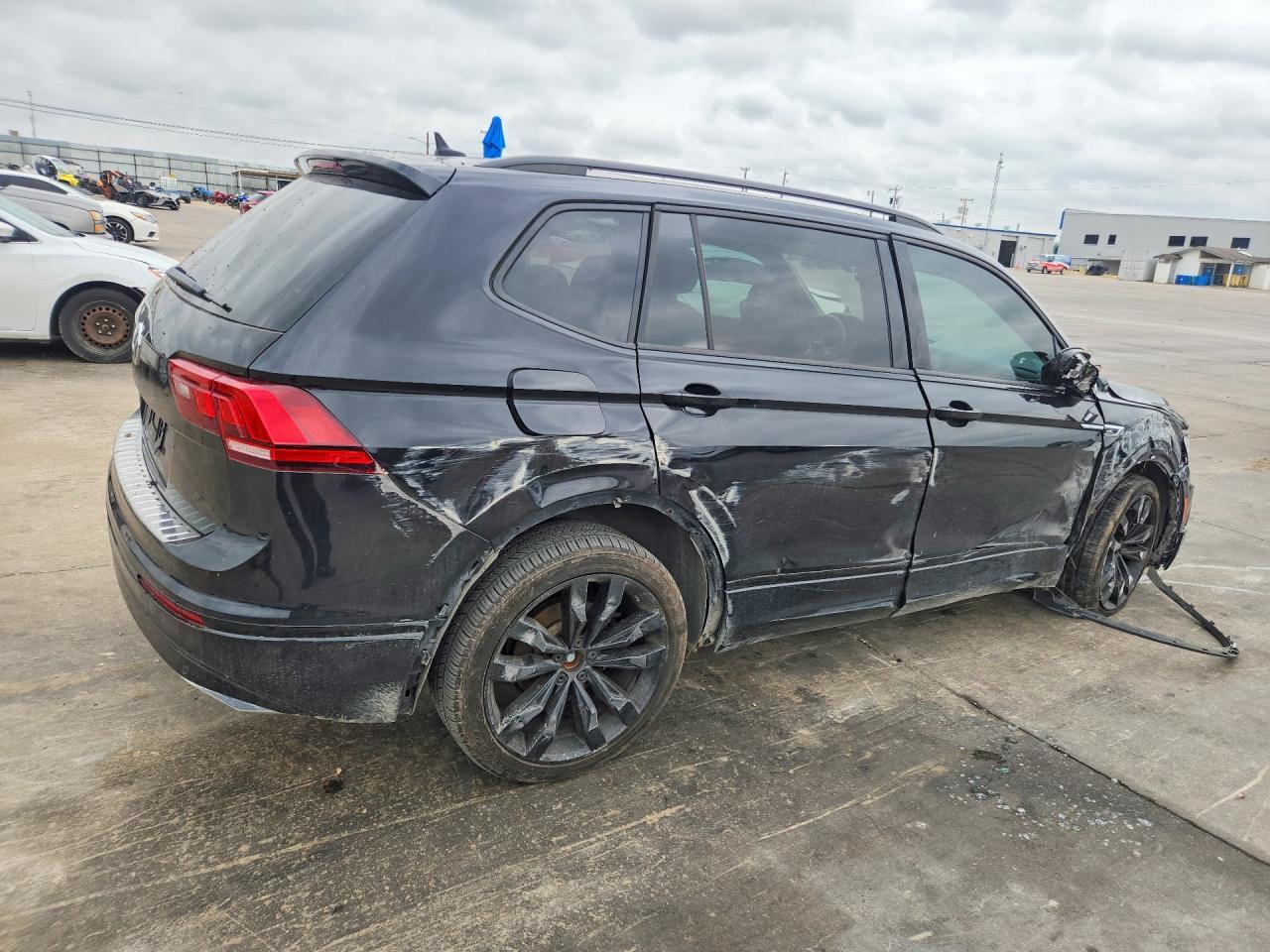 2021 Volkswagen Tiguan Se - zdjęcie 3