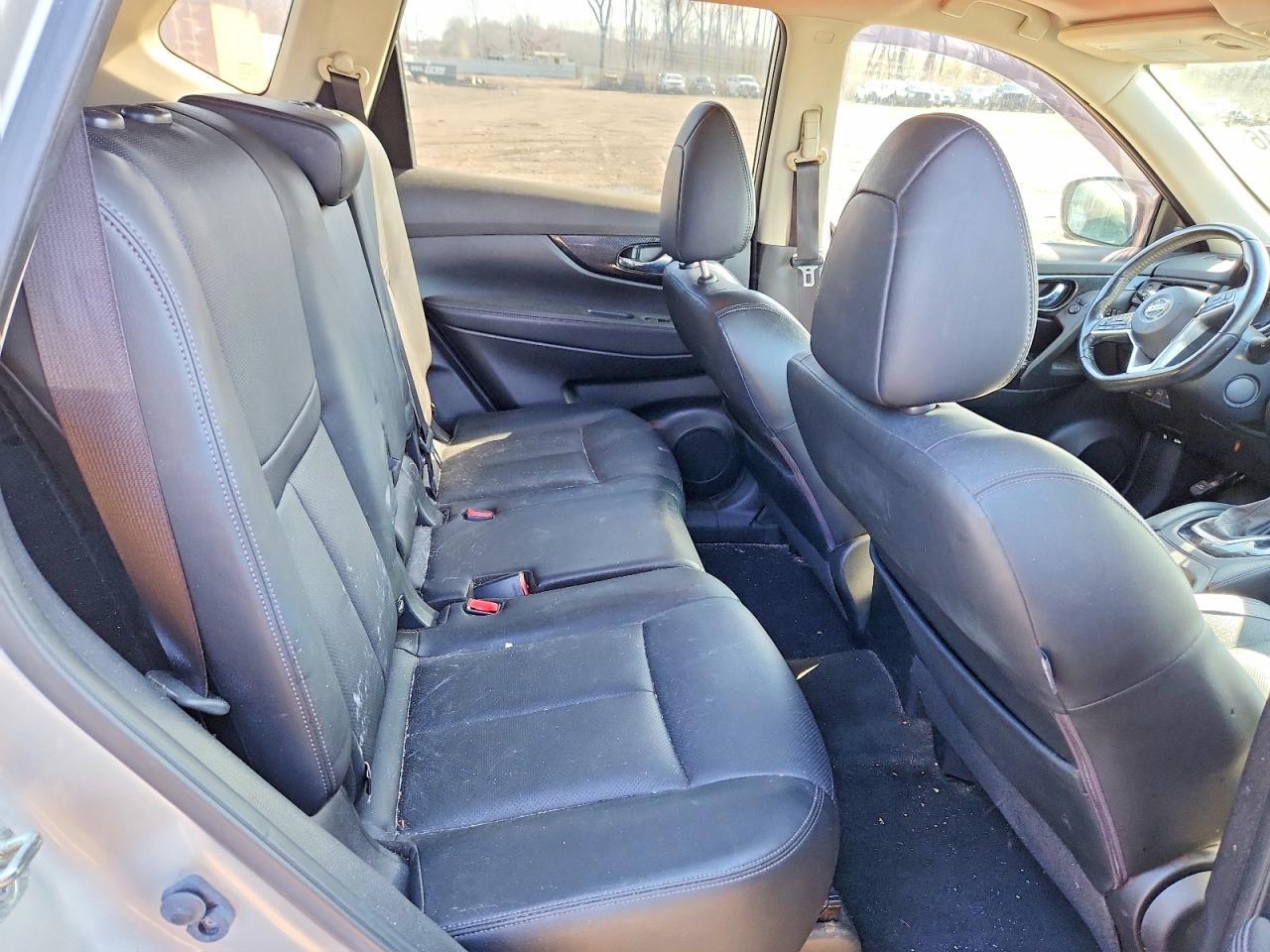 2017 Nissan Rogue Sl - zdjęcie 10