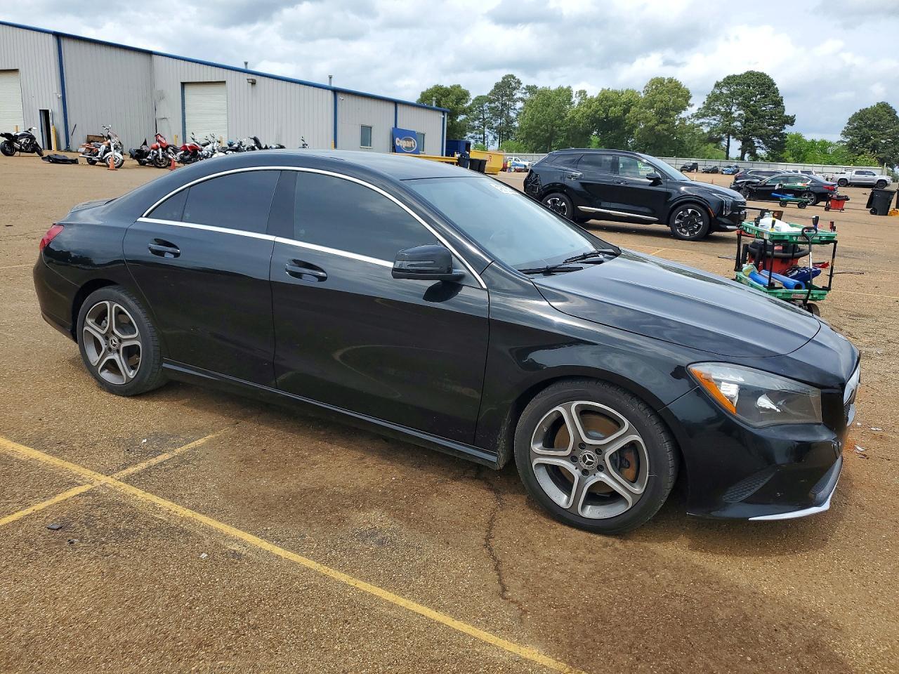 2018 Mercedes-Benz Cla 250 - zdjęcie 4