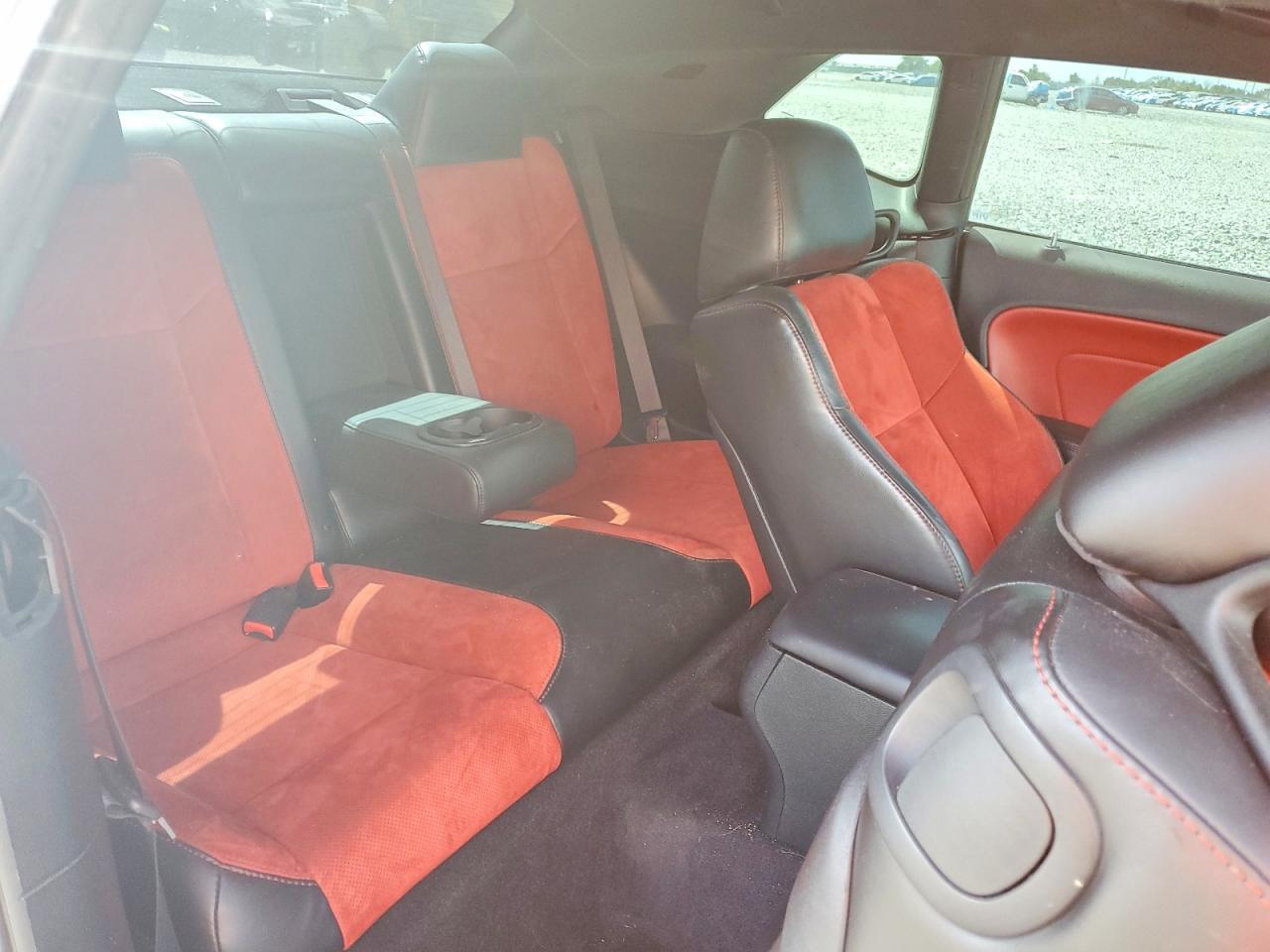 2018 Dodge Challenger R - zdjęcie 10