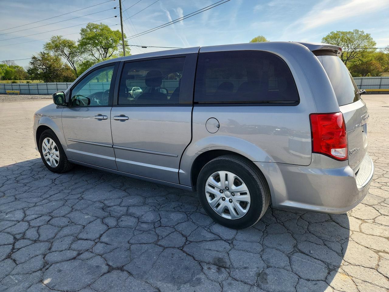 2017 Dodge Grand Caravan Se - zdjęcie 2