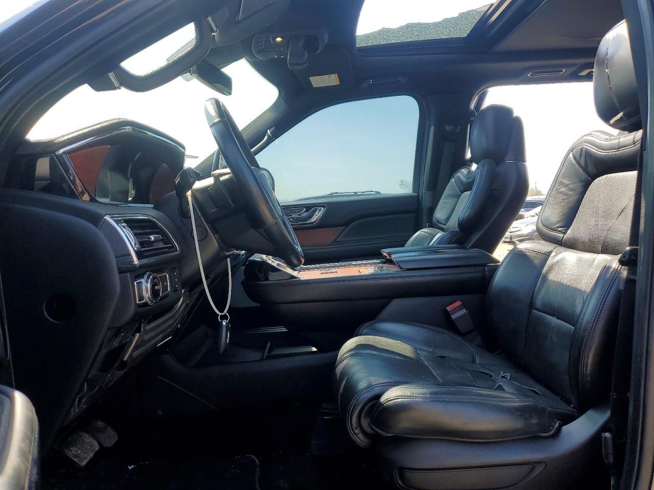 2020 Lincoln Navigator Reserve - zdjęcie 7