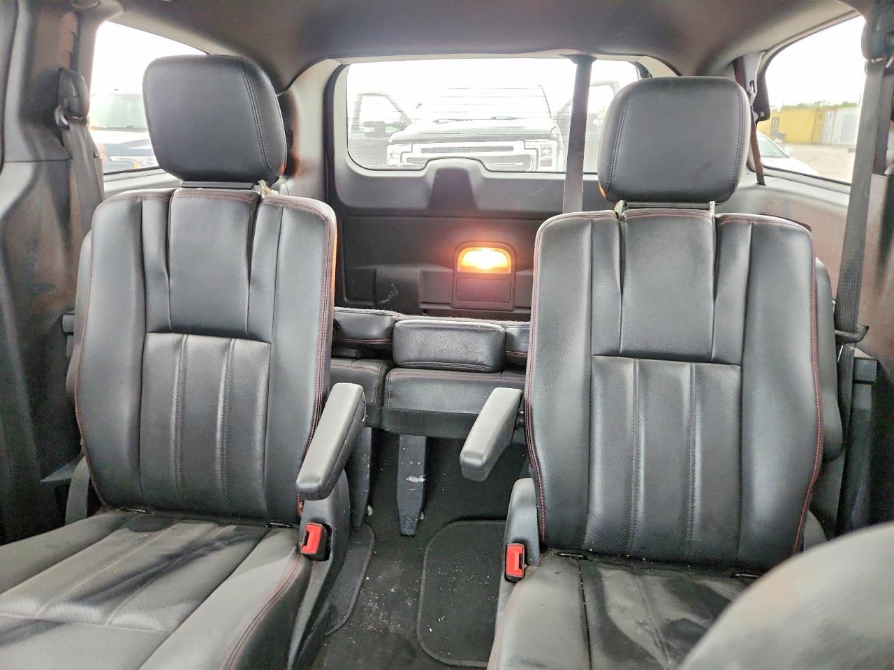 2018 Dodge Grand Caravan Gt - zdjęcie 10