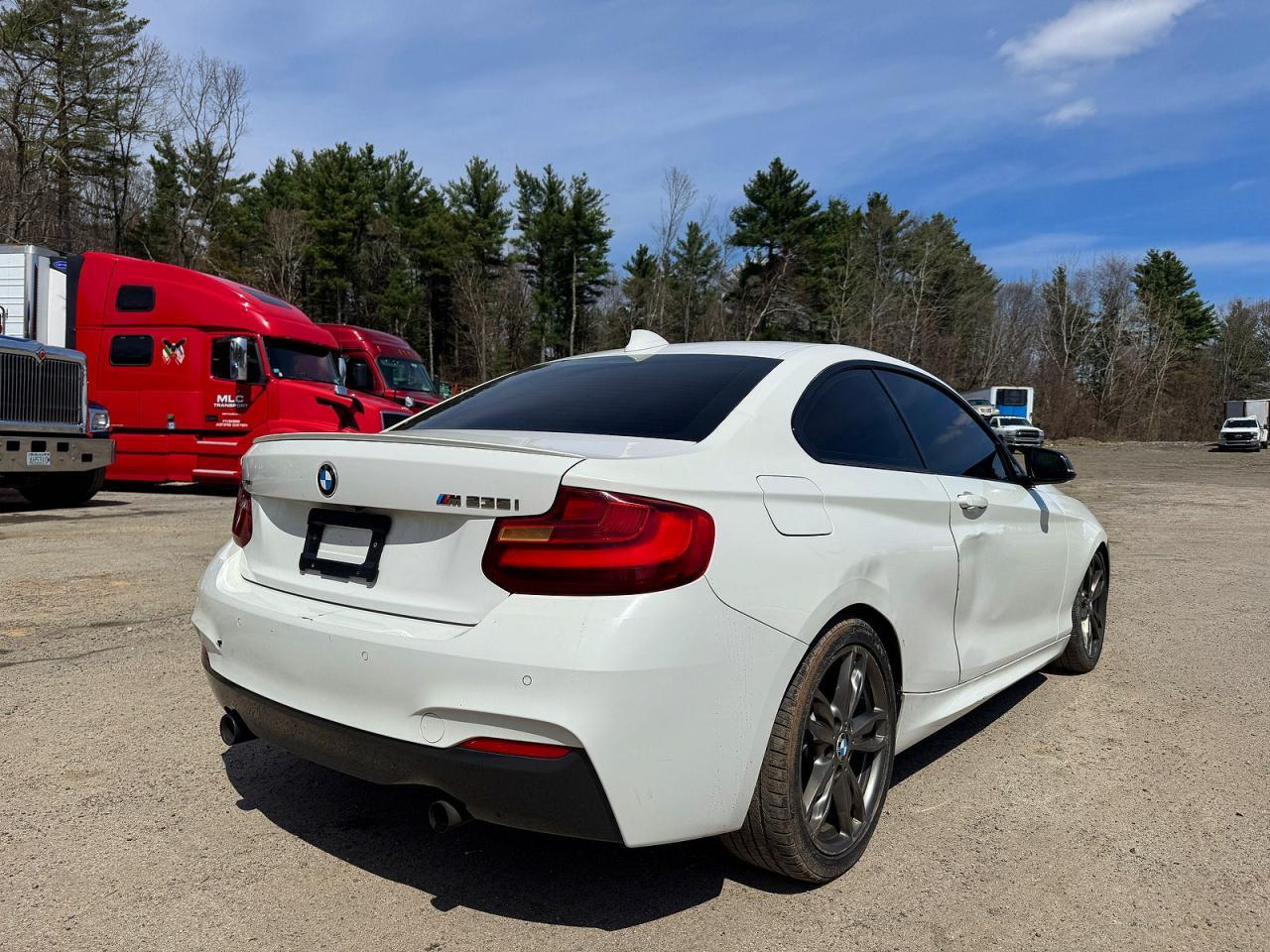 2016 BMW M235Xi - zdjęcie 4