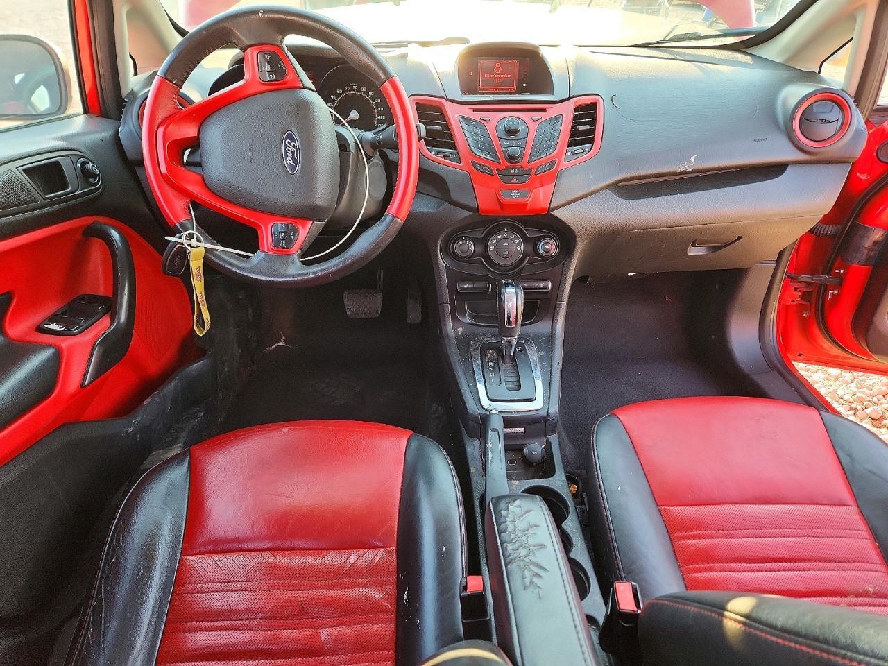 2013 Ford Fiesta Titanium - zdjęcie 8