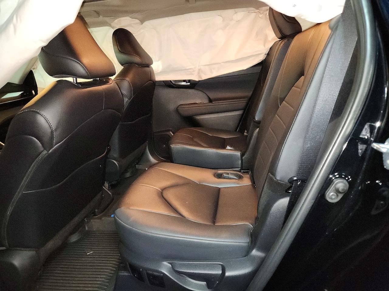 2024 Toyota Highlander Xle - zdjęcie 10