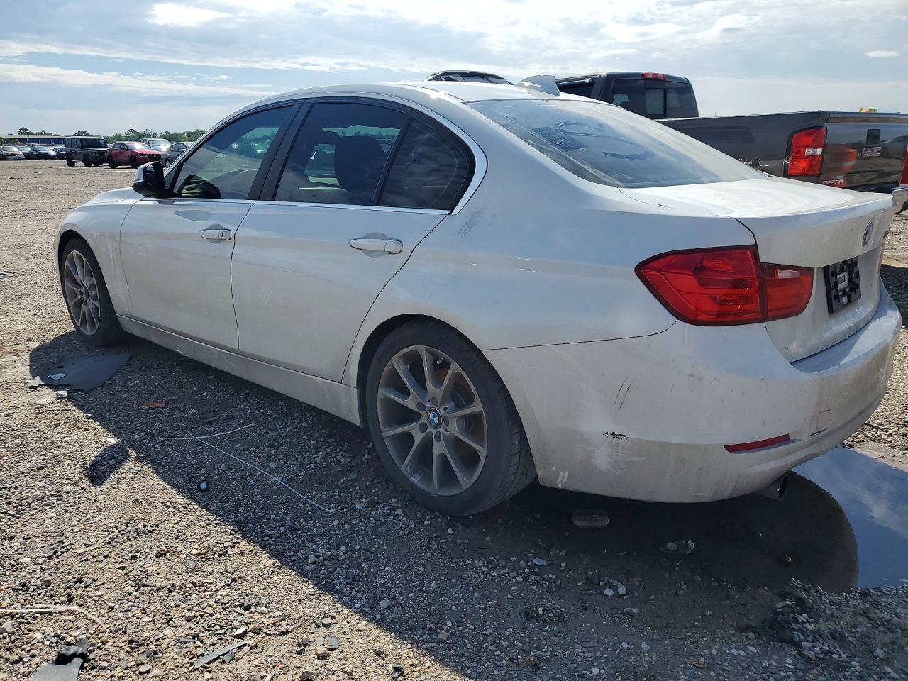 BMW Seria 3 - zdjęcie 2