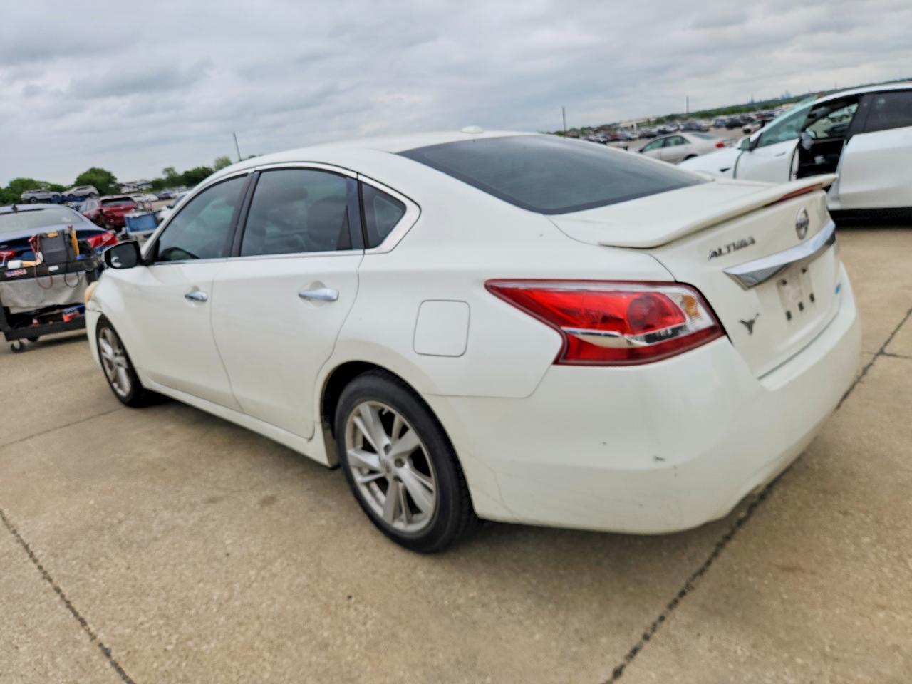 2013 Nissan Altima 2.5 - zdjęcie 2