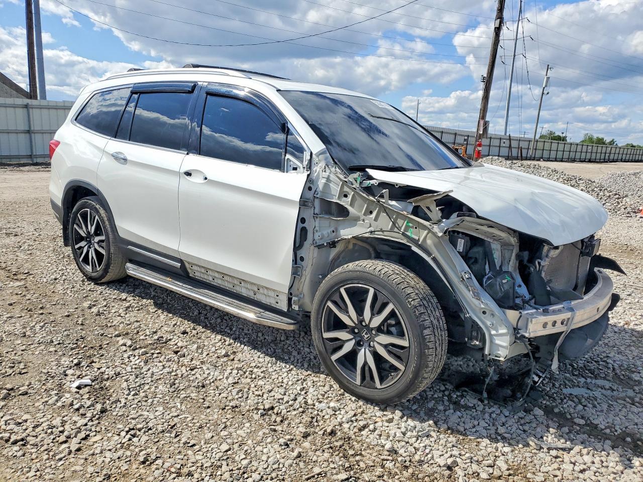 2020 Honda Pilot Touring - zdjęcie 4