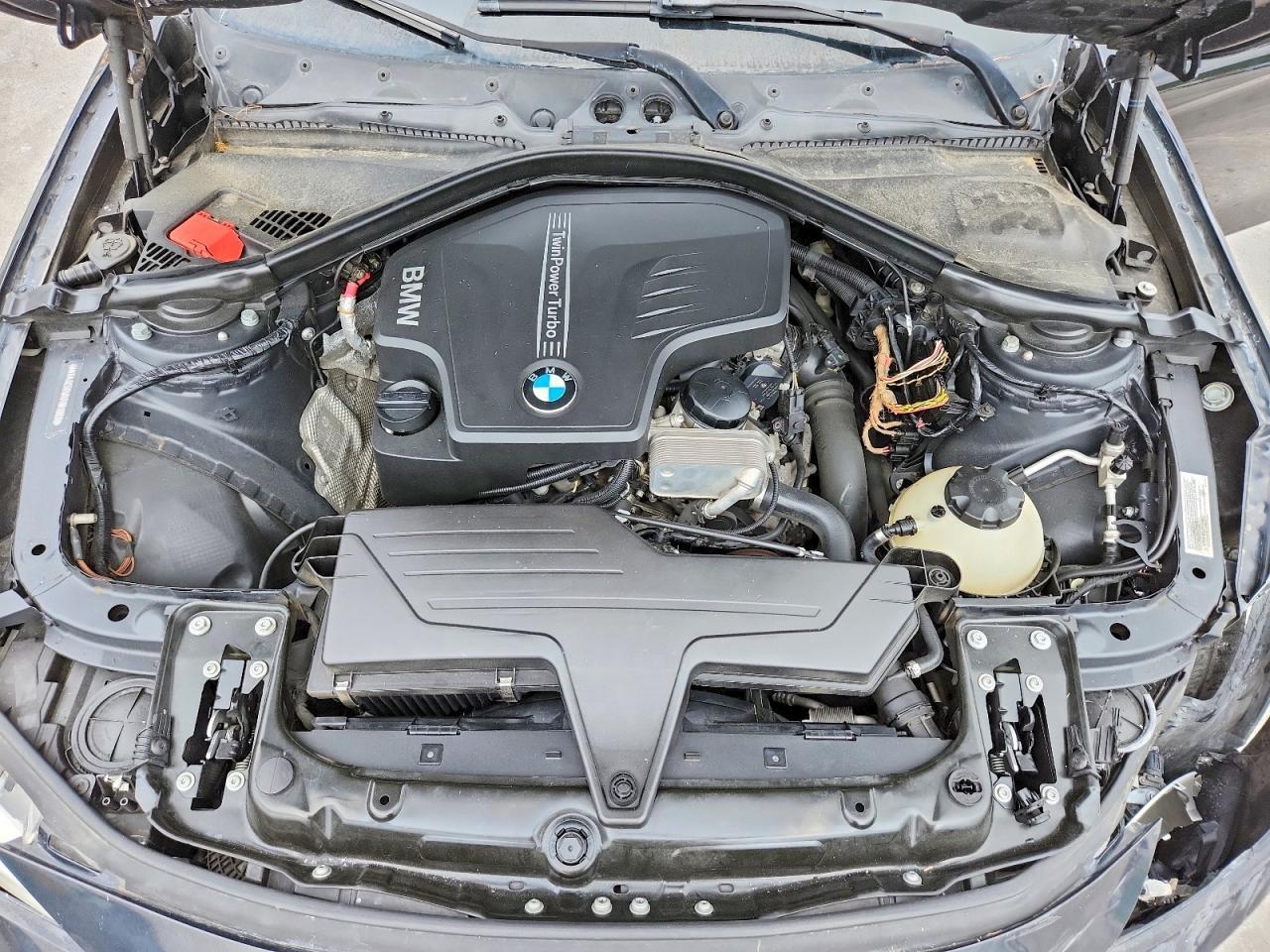 2014 BMW 320 I xDrive - zdjęcie 11