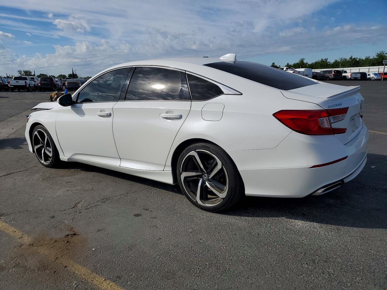 2019 Honda Accord Sport - zdjęcie 2