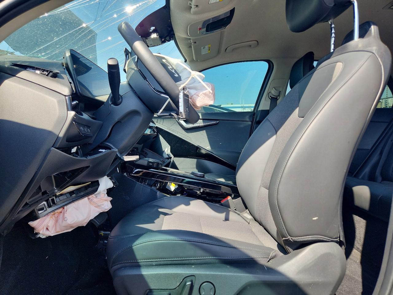 2025 Kia Niro Wind - zdjęcie 7