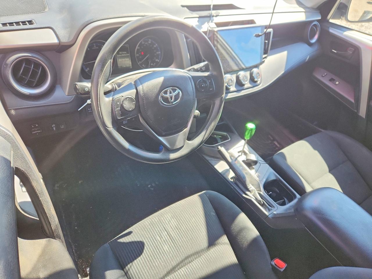 2017 Toyota Rav4 Le - zdjęcie 8