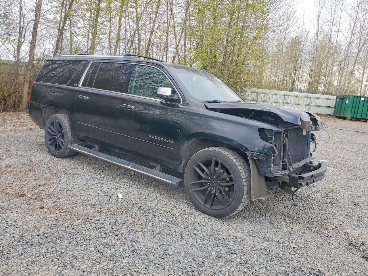 2015 Chevrolet Suburban K1500 Ltz - zdjęcie 4