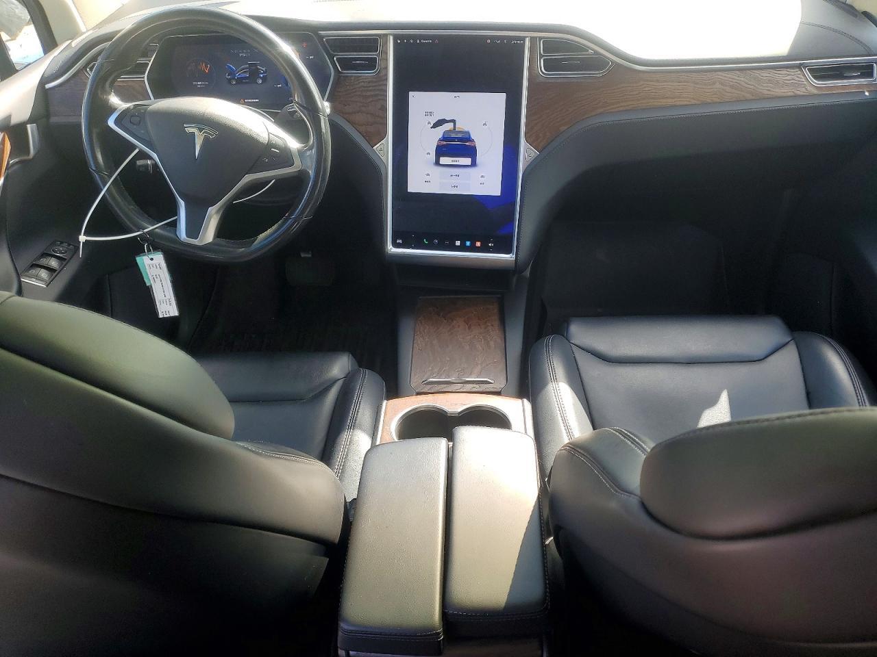 2017 Tesla Model X - zdjęcie 8