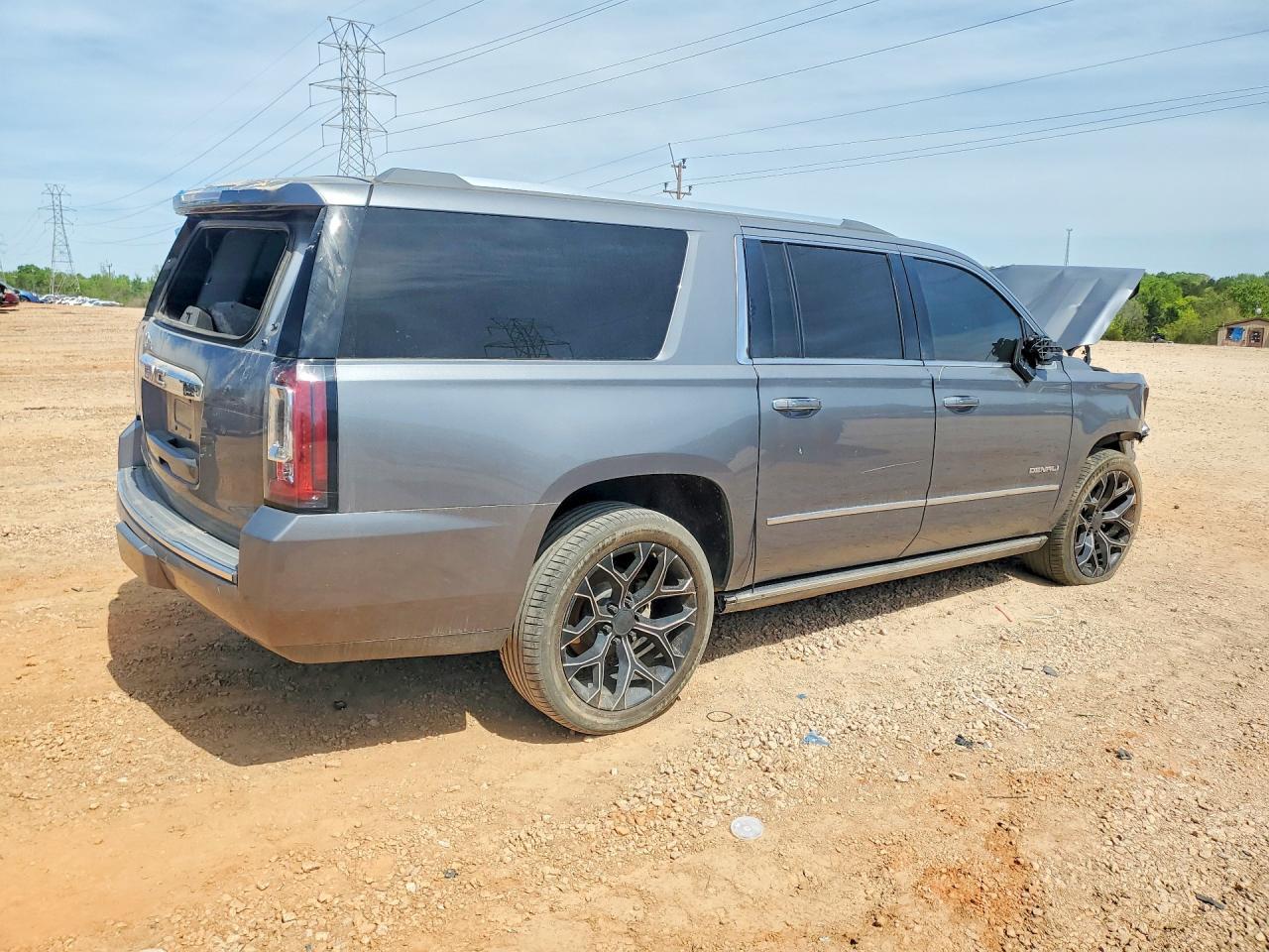 2018 GMC Yukon Xl Denali - zdjęcie 3