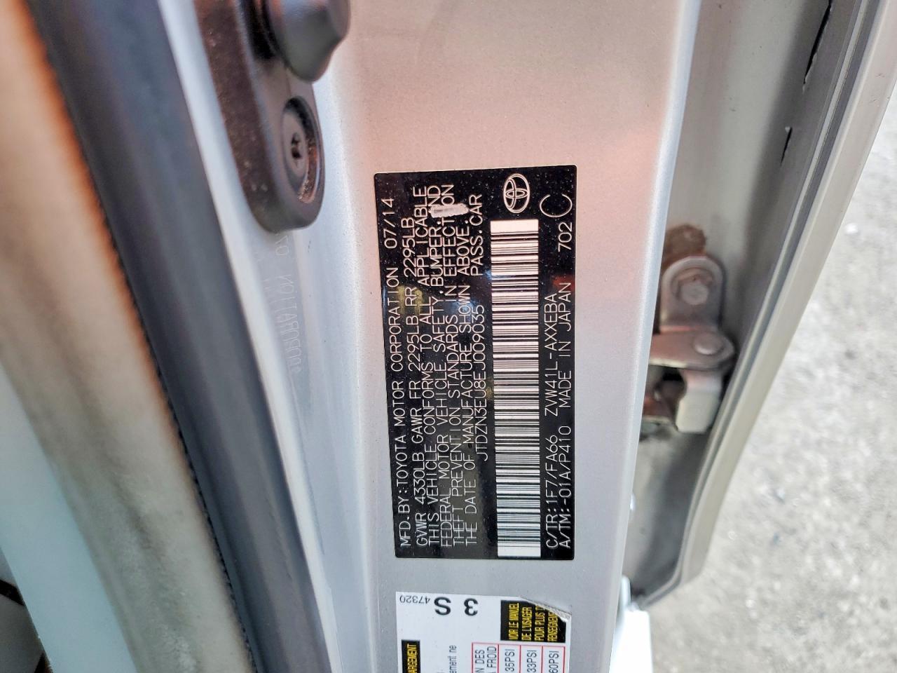 2014 Toyota Prius V Three - zdjęcie 14