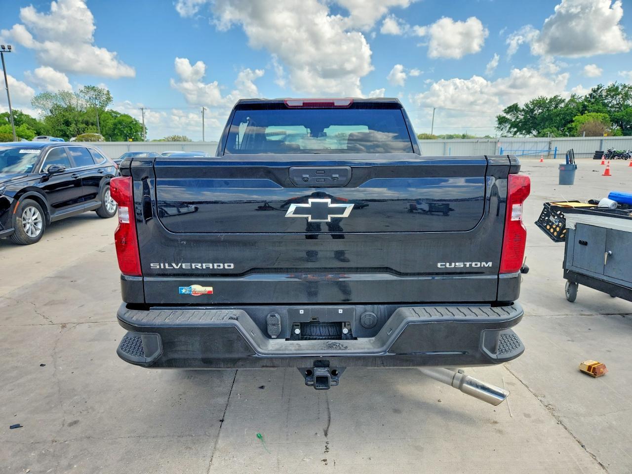 2025 Chevrolet Silverado C1500 Custom - zdjęcie 6