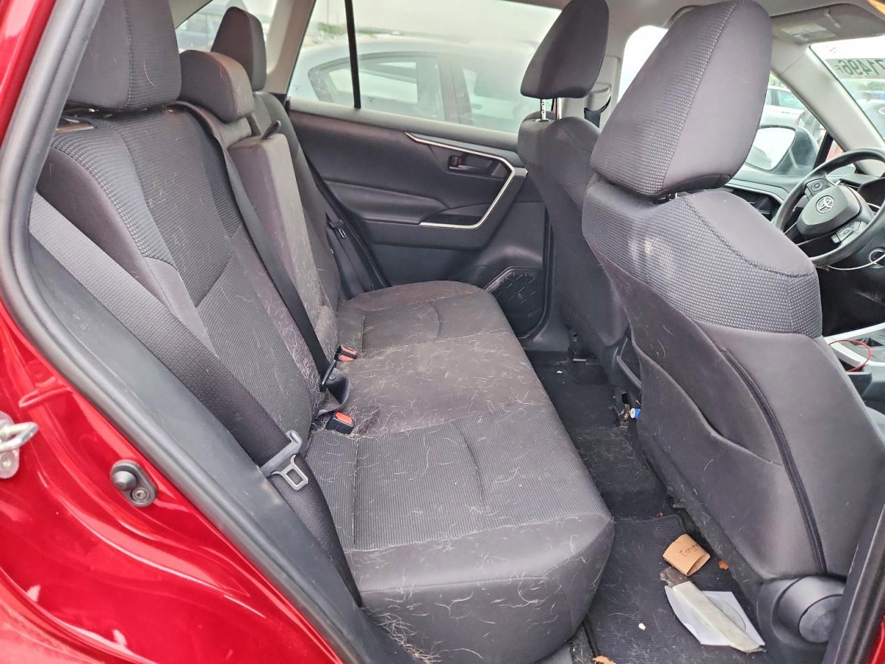 2019 Toyota Rav4 Le - zdjęcie 11