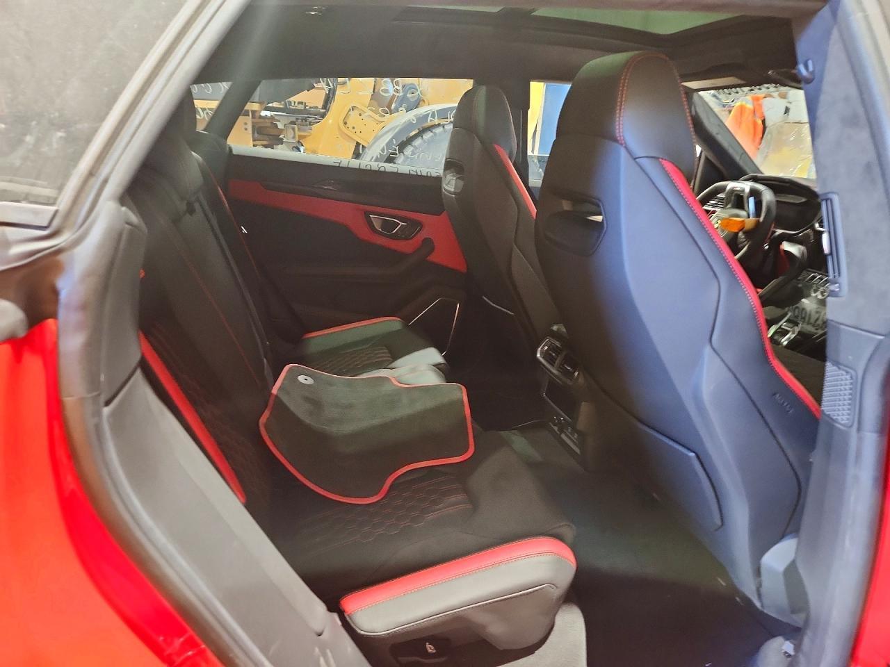 2026 Lamborghini Urus - zdjęcie 10