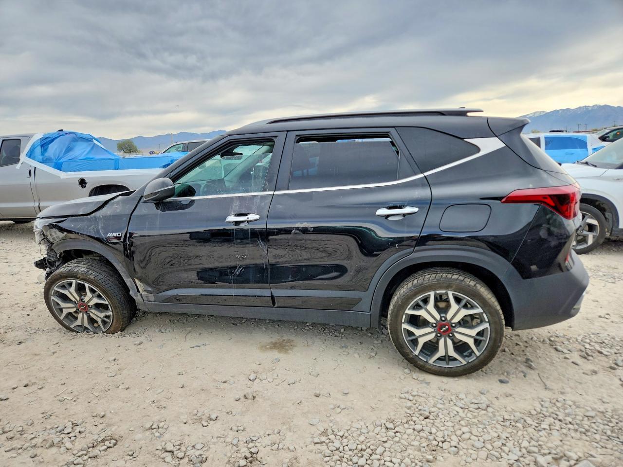 2023 Kia Seltos Sx - zdjęcie 2