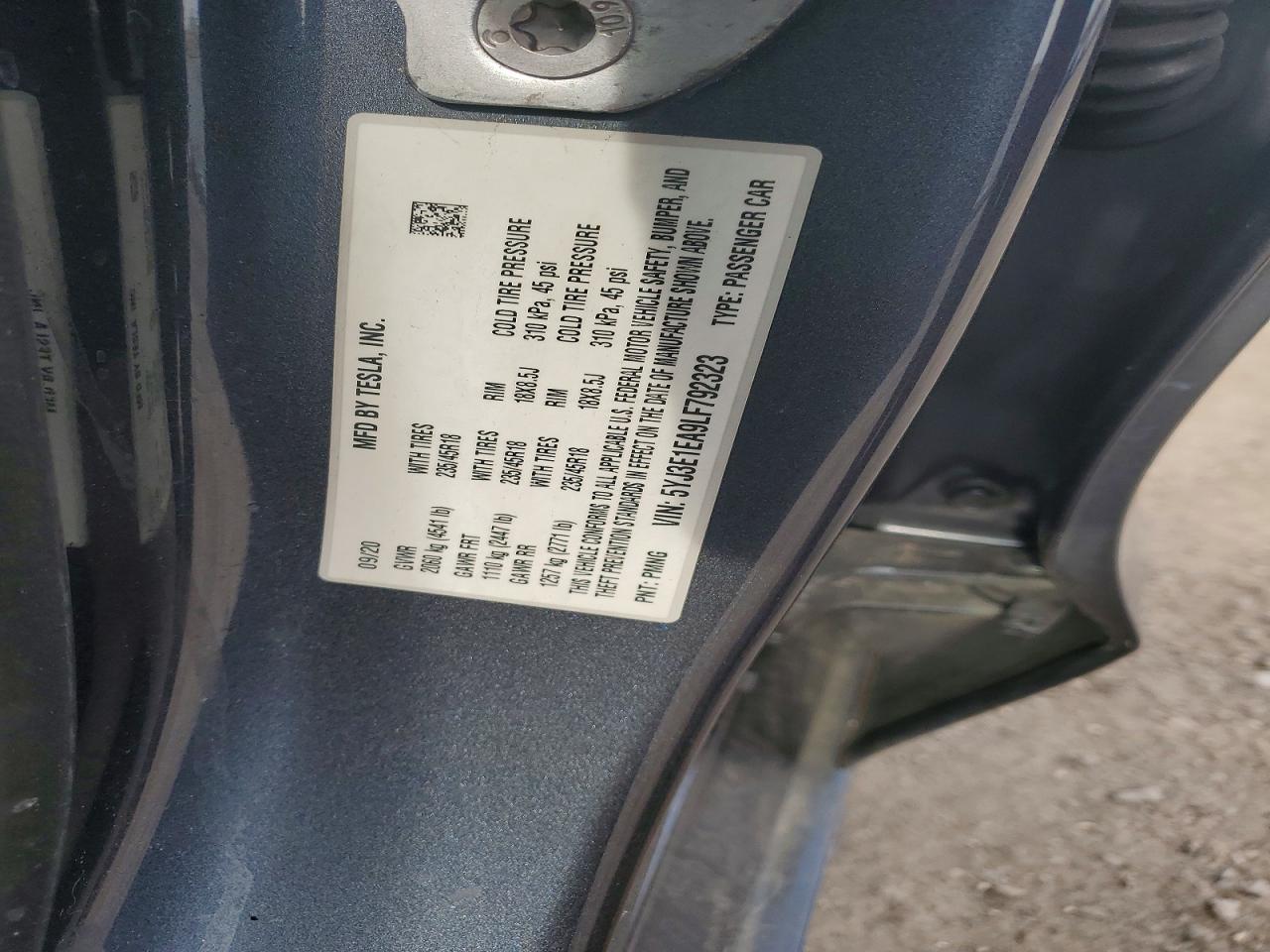 2020 Tesla Model 3 - zdjęcie 12