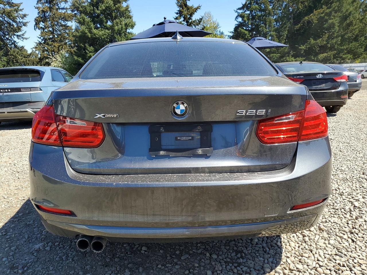 2013 BMW 328 Xi - zdjęcie 6