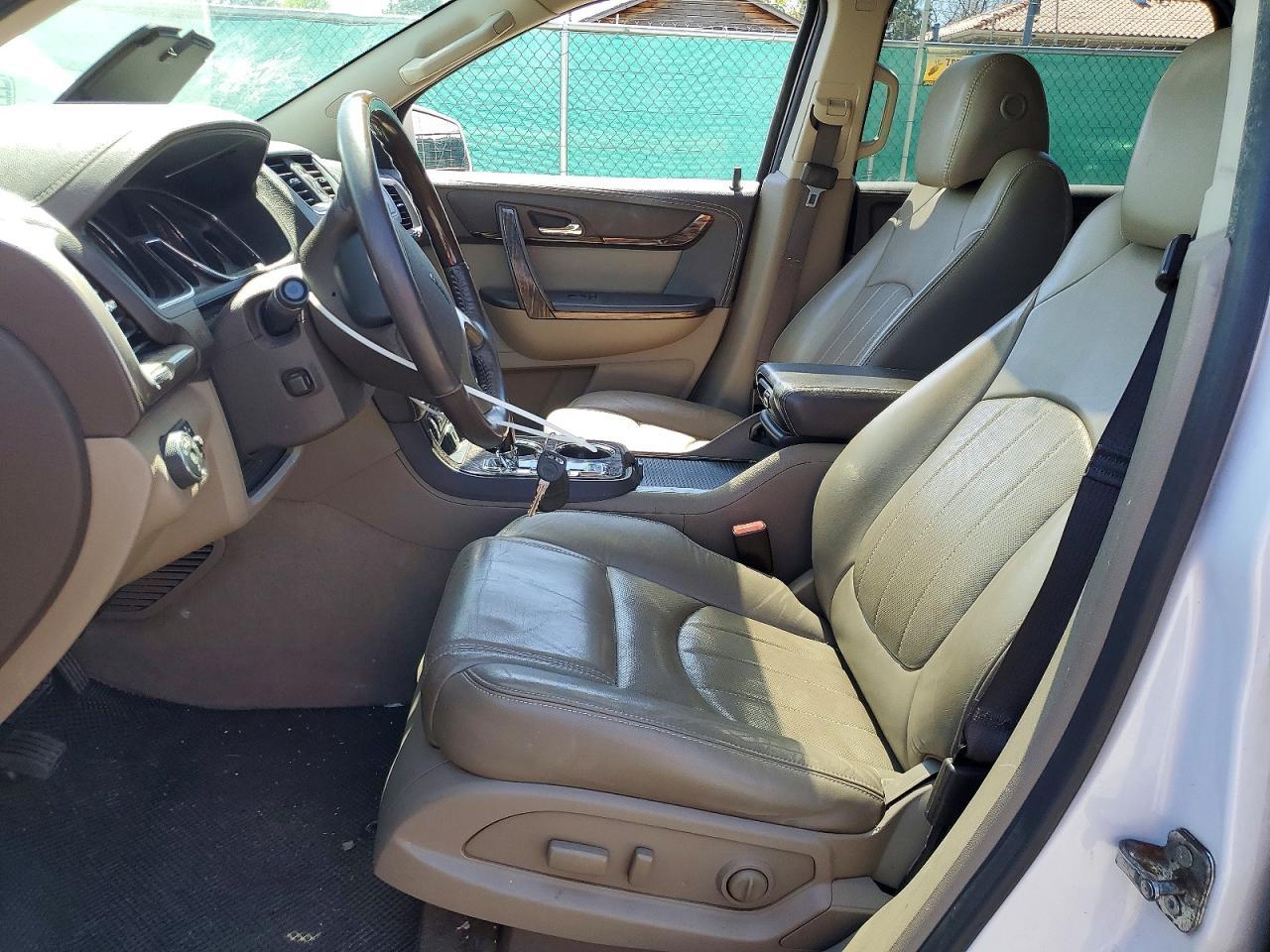 2016 GMC Acadia Denali - zdjęcie 7