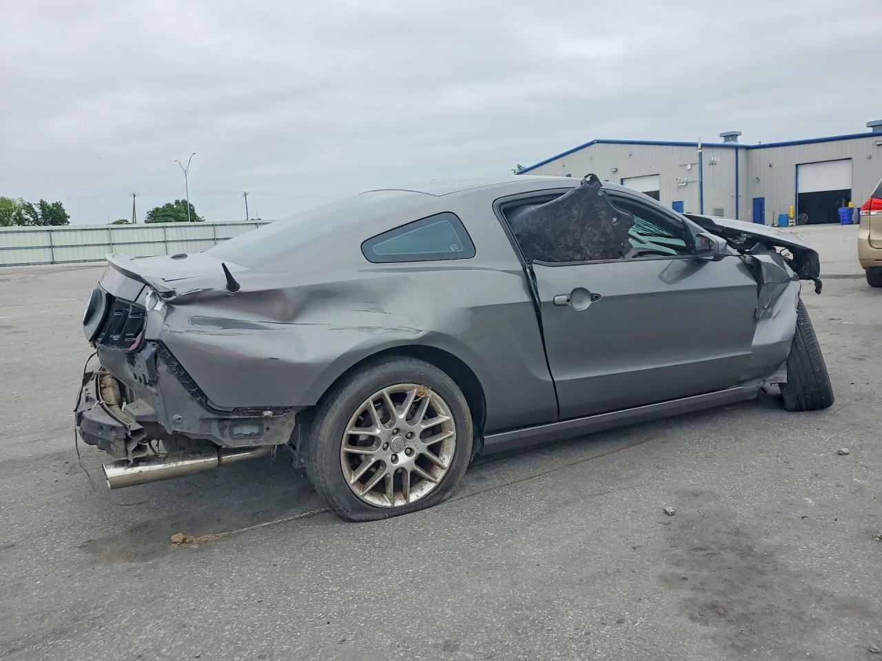 2013 Ford Mustang - zdjęcie 3