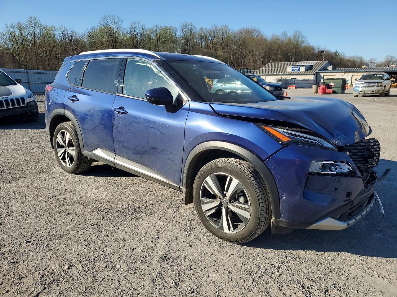 2023 Nissan Rogue Platinum - zdjęcie 4