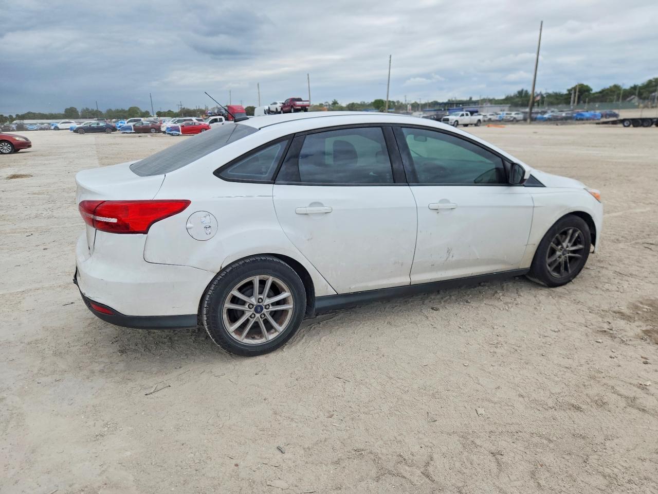 2018 Ford Focus Se - zdjęcie 3