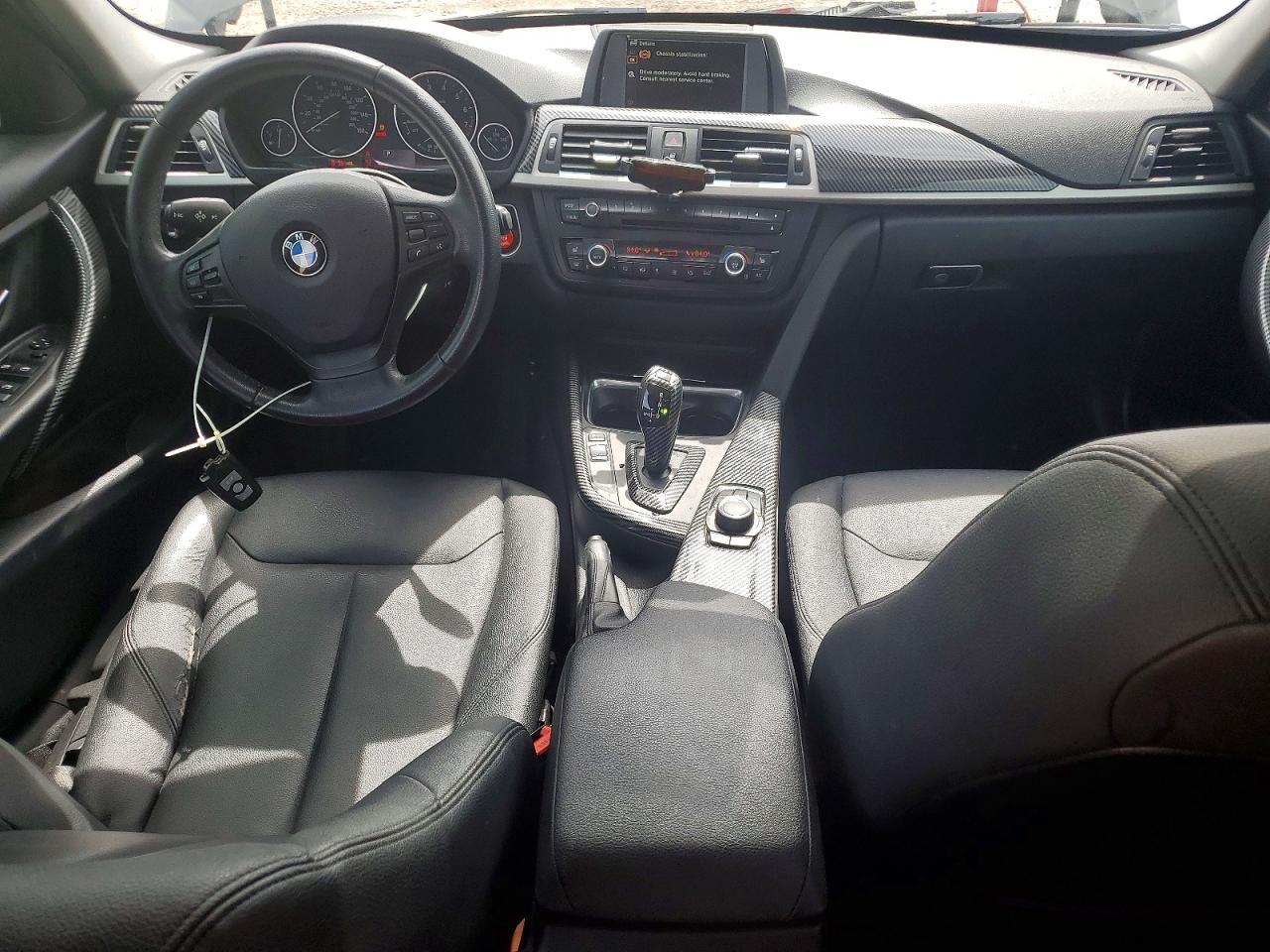2014 BMW 320 I xDrive - zdjęcie 8