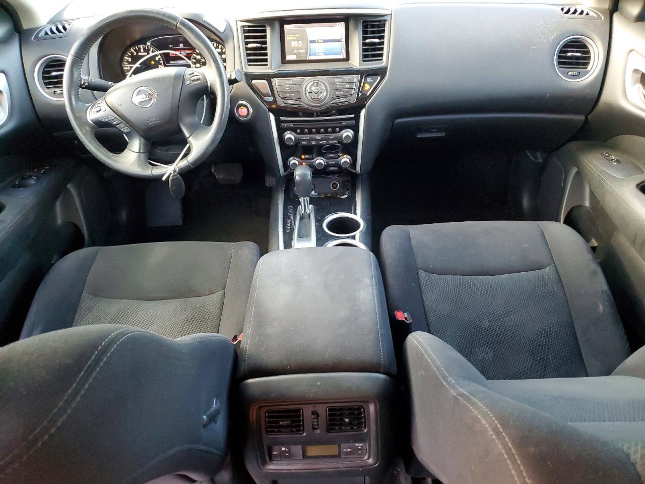 2016 Nissan Pathfinder Sv - zdjęcie 8
