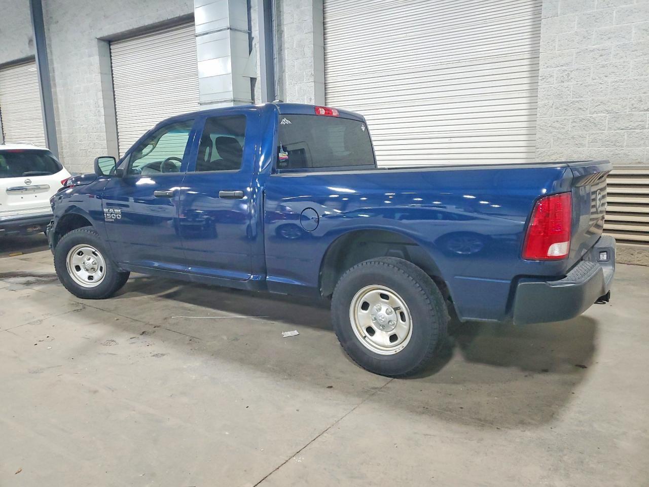 2019 Ram 1500 Classic Tradesman - zdjęcie 2