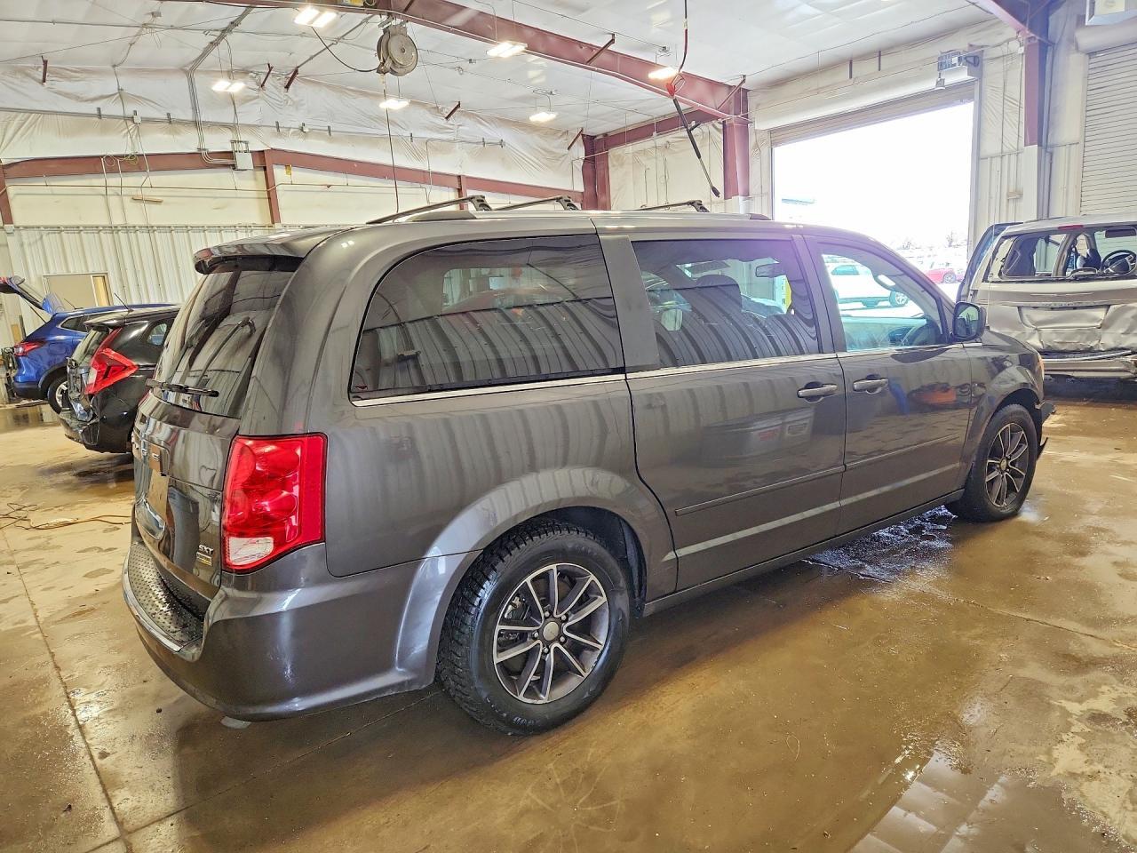 2017 Dodge Grand Caravan Sxt - zdjęcie 3