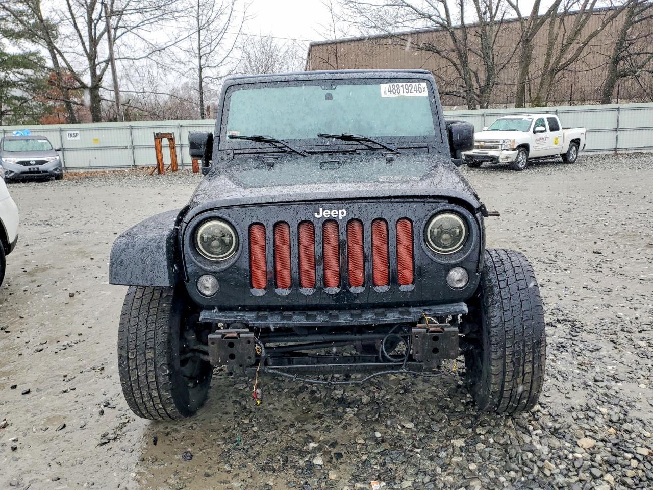 2014 Jeep Wrangler Unlimited Sahara - zdjęcie 5