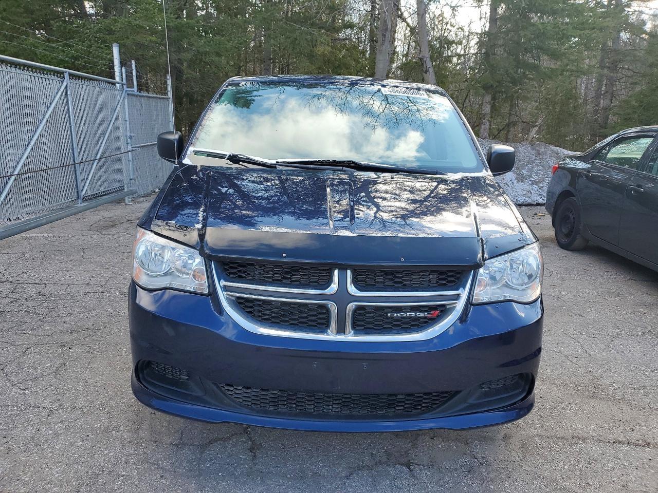 2017 Dodge Grand Caravan Se - zdjęcie 5