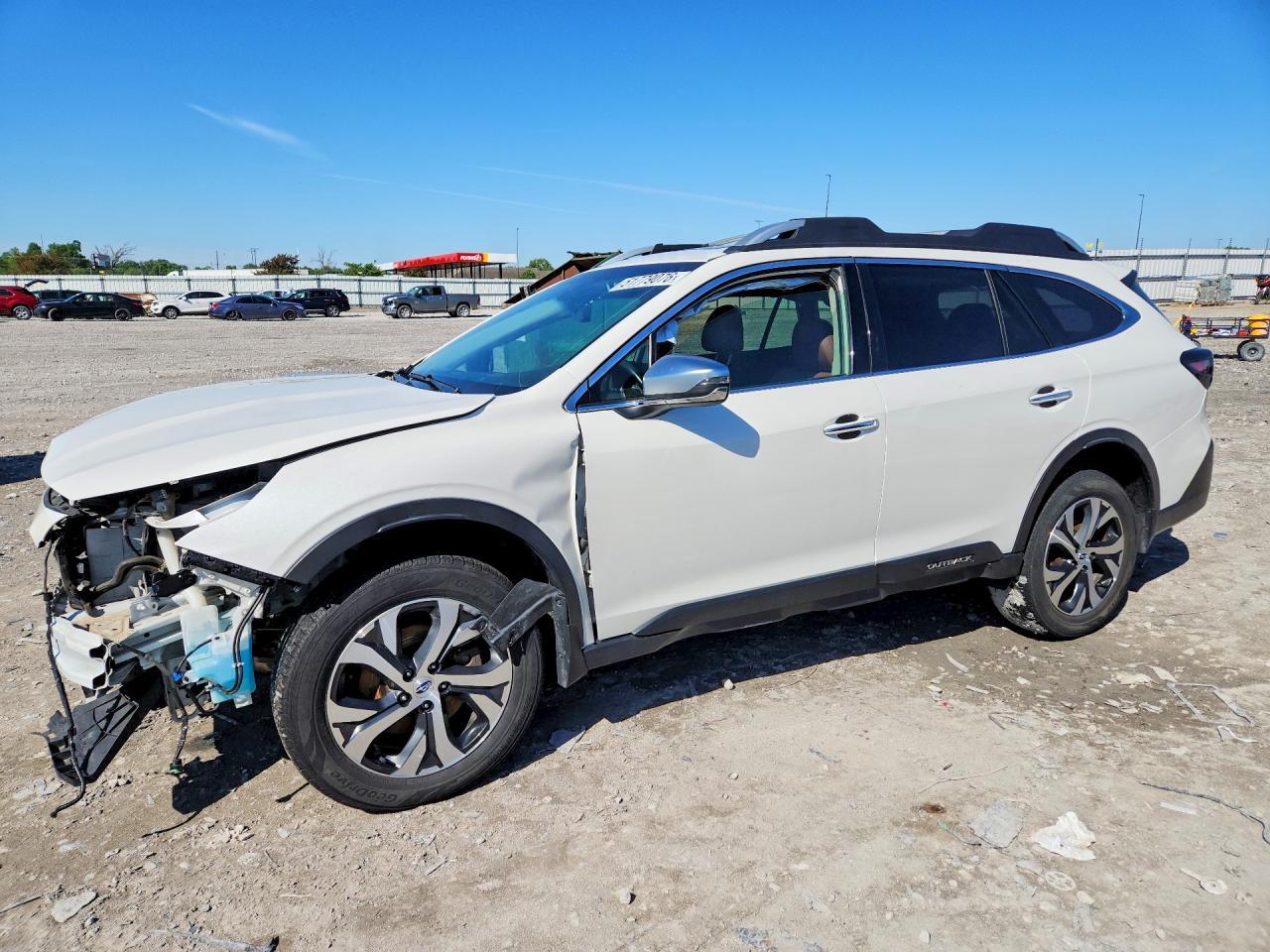 2021 Subaru Outback Touring - zdjęcie główne