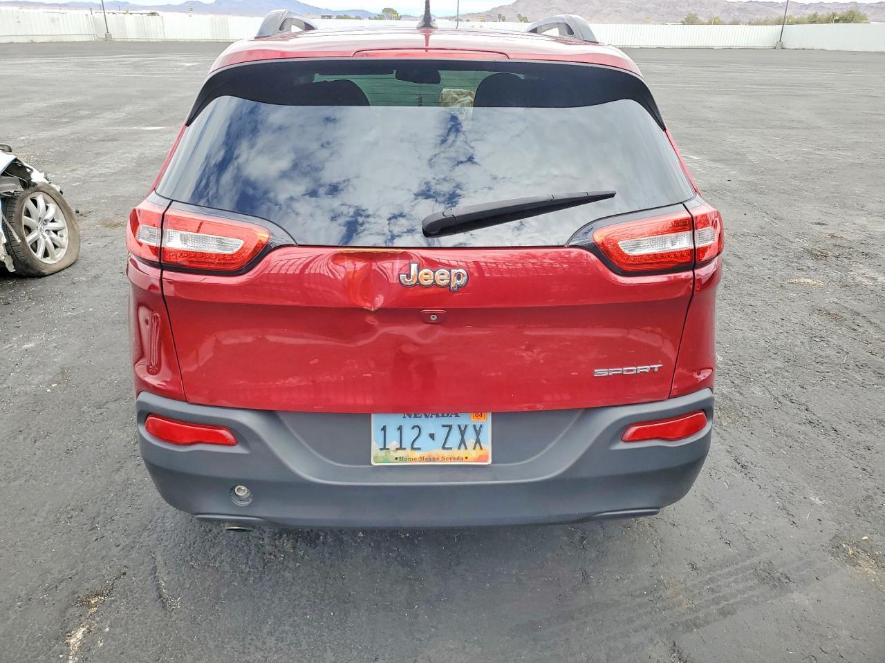 2016 Jeep Cherokee Sport - zdjęcie 6