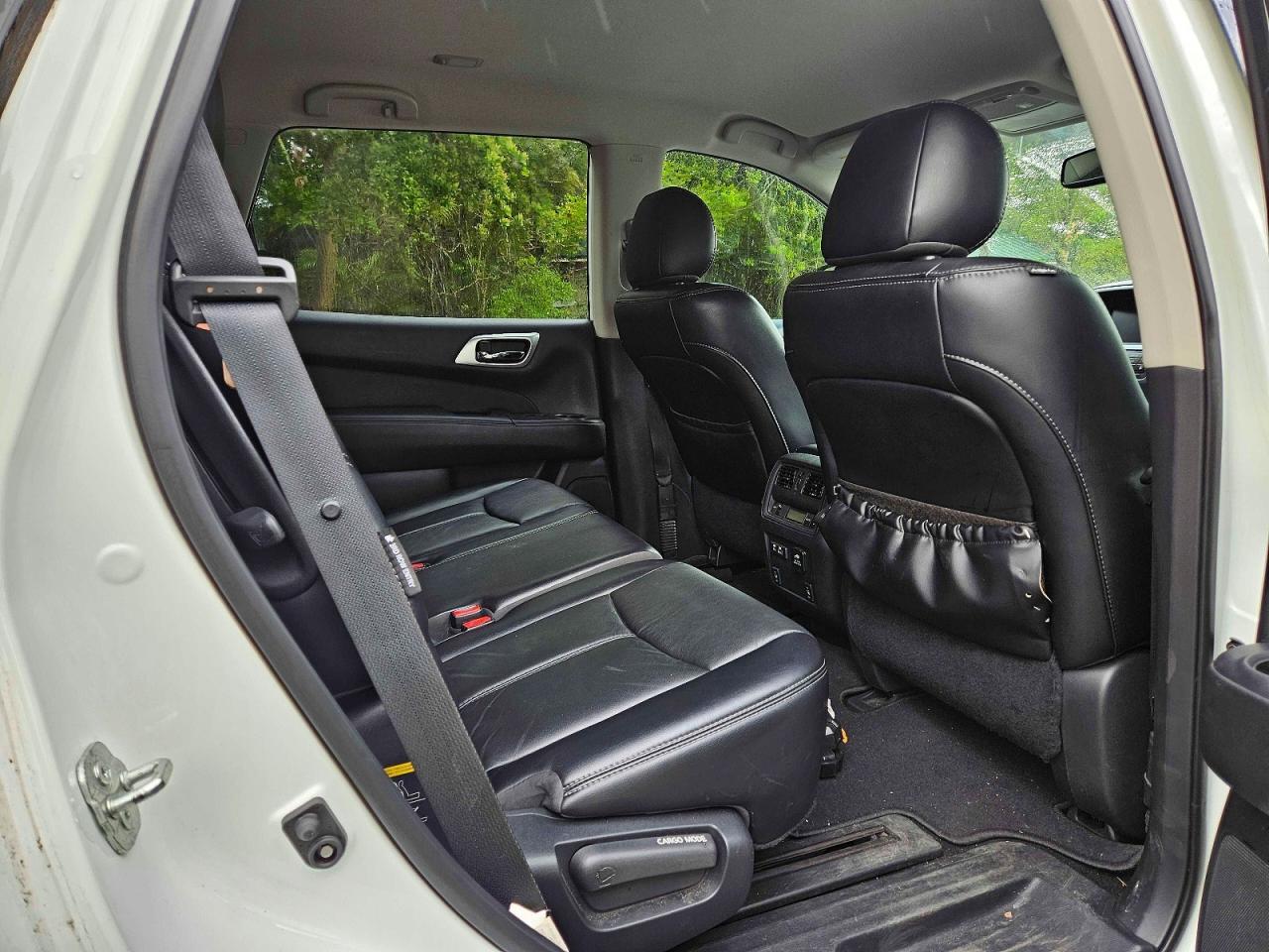 2019 Nissan Pathfinder Sl - zdjęcie 6