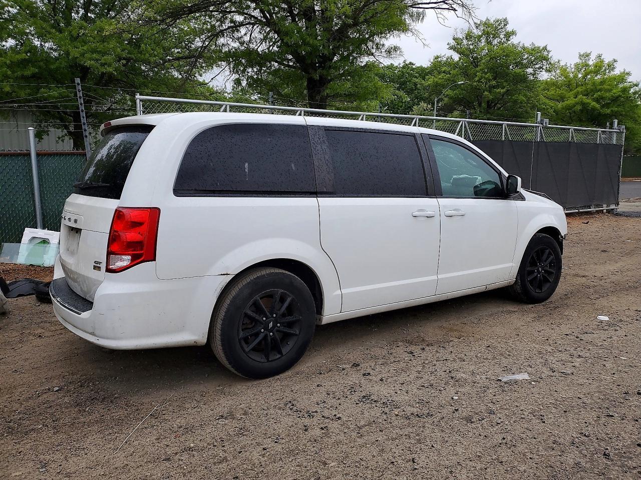 2019 Dodge Grand Caravan Gt - zdjęcie 3